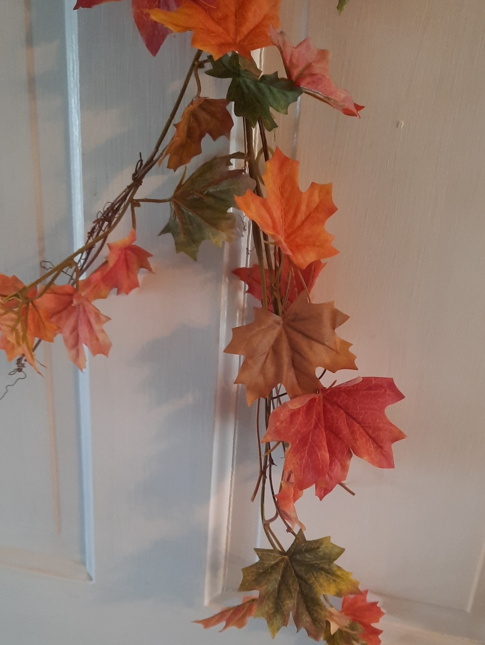 Autumn Maple Leaf Garland - Fall Decorative Vine 64" Long NEW